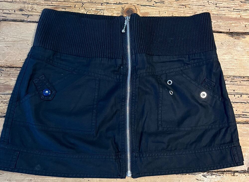 Mac Jacobs Womens Size 2 Black Mini Skirt Zipper Front NWOT